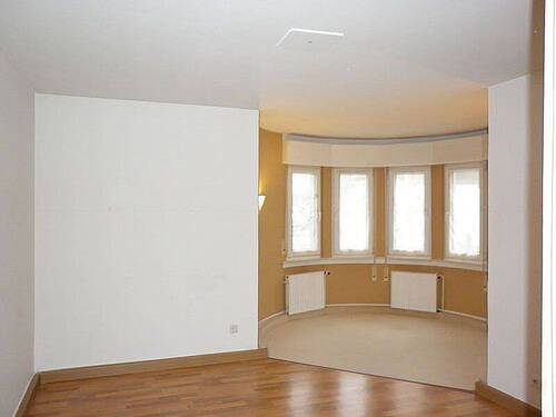 Wohnzimmer mit Erker - 