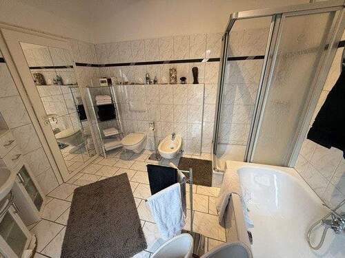 Beispielfoto Badezimmer - 