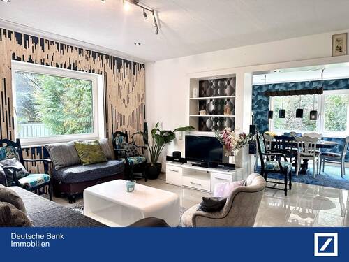 Wohnzimmer - Originell, vielseitig, anders! - 449.000,00 EUR Kaufpreis, ca.  194,00 m² Wohnfläche