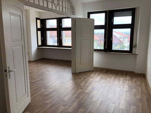 Wohnbereich 2.OG - Mehrfamilienhaus, Wohnhaus mit 490,00 m² in Bad Rodach zum Kaufen