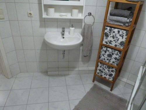 Badezimmer .JPG - 