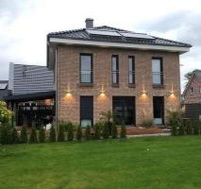 Stadtvilla passt auch - 