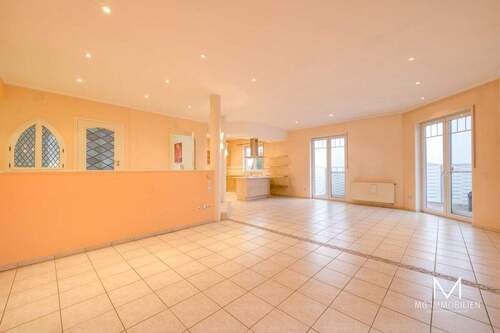 Wohn- und Esszimmer - 4 Zimmer Einfamilienhaus zum Kaufen in Schmitshausen