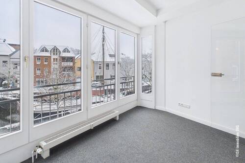 Büro 3 - 
