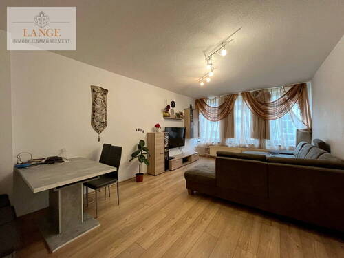 Whg.3 Wohnzimmer - Walsrode: 3-Zimmerwohnung mit Balkon zum Kauf !