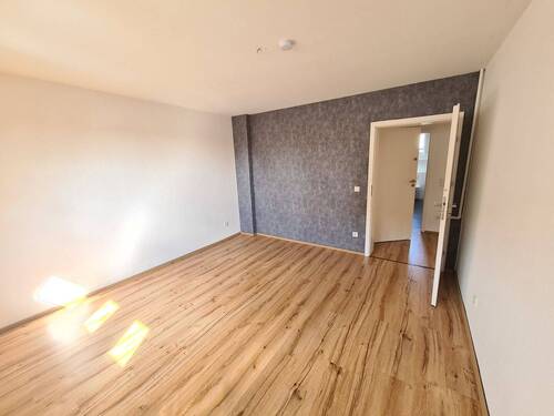 Kind 2 - 4 Zimmer Etagenwohnung in Ahlen