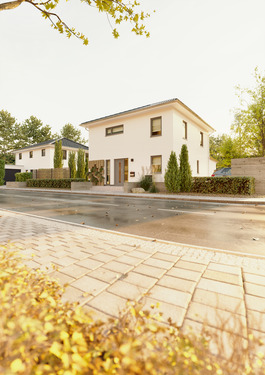 Ext_Stadthaus_Flair_124_Staffelgeschoss_Dreiviertel_StreetView01 - 4 Zimmer Einfamilienhaus in Neu-Eichenberg