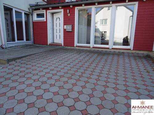 Bild 1 - Schöne 3 Zimmerwohnung mit 2 Bädern, EBK, Terrasse, Wintergarten und Balkon