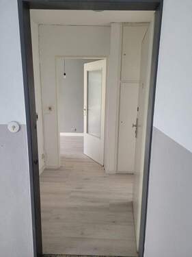 Flur - Wohnen inmitten der Mannheimer Quadrate: 1 ZKB mit Balkon