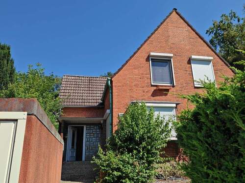 WhatsApp Image 2025-08-24 at 00.22.35 - 6 Zimmer Mehrfamilienhaus, Wohnhaus in Lauenburg/Elbe