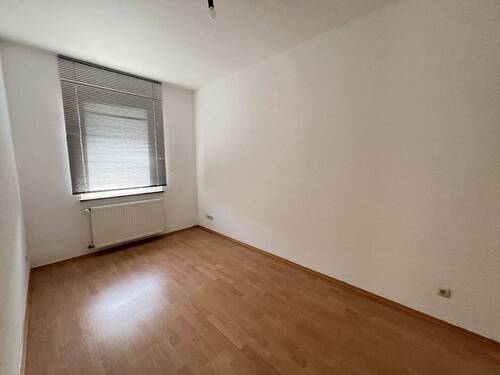 Wohnbeispiel 2. OG - Gewerbeobjekt (Büro, Produktion, Verkauf) in Mönchengladbach-Rheydt