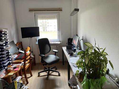 Büro - 3 Zimmer Etagenwohnung in Dietzenbach