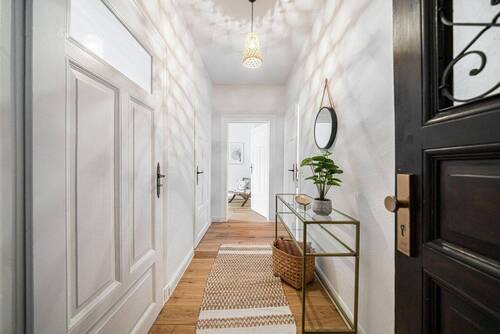 Eingang/ Flur - 2 Zimmer Etagenwohnung zur Miete in Leipzig
