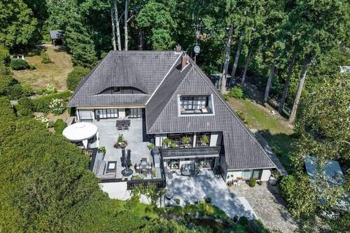 Exklusives Zweifamilienhaus - 9 Zimmer Mehrfamilienhaus, Wohnhaus in Buchholz