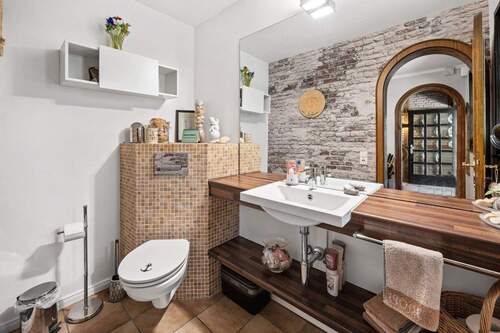 ansprechendes Gäste-WC - 