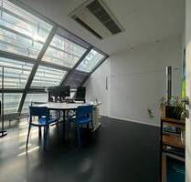 Bürofläche mit Hafenblick im Medien-Hafen - flexibel, möbliert, sofort verfügbar - Düsseldorf