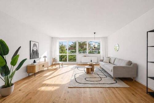 Lichtdurchflutetes Wohnen - Erstbezug nach Sanierung! Helle 3-Zi-Whg mit großem Sonnenbalkon im begehrten Moosach