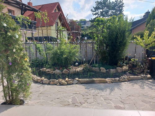 Bild 2 - 8 Zimmer Einfamilienhaus zum Kaufen in Dexheim