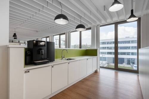 Regus_Connect_4678 _Wiesbaden_Germany_Kitchen.jpg - 