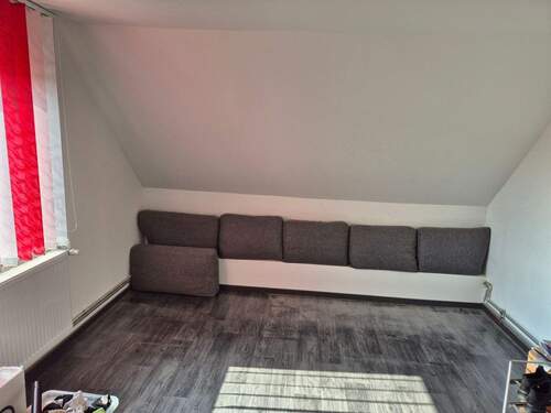 Zimmer 1 DG - 6 Zimmer Einfamilienhaus in Maxhütte-Haidhof