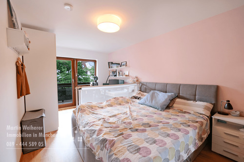 Schlafzimmer - Etagenwohnung mit 89,60 m² in München zum Kaufen