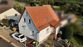 Hausansicht - Stilvolles Einfamilienhaus mit Einliegerwohnung mit spektakulärem Ausblick!