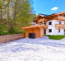 *Neubau* Hochwertige 3-Zimmerwohnung mit drei Balkonen - sofort beziehbar! - Berchtesgaden