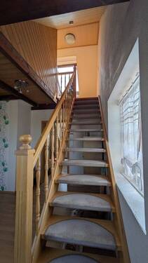 Treppe zum Dachgeschoss - 