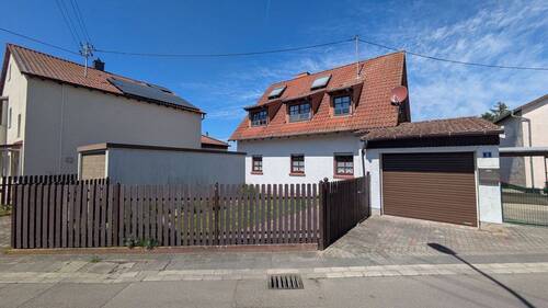 Hausansicht - 8 Zimmer Mehrfamilienhaus, Wohnhaus zum Kaufen in Ludwigshafen am Rhein
