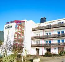 RUDNICK bietet LAGEPERLE für ENTWICKLER: ca. 5800 qm ehem. Hotel in Fußgängerzone mit Kurparkblick - Bad Nenndorf