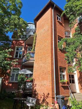 Ansicht hinten - 3 Zimmer Etagenwohnung in Greifswald