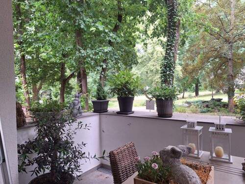 Balkon - Exklusive 5-Zimmer-Eigentumswohnung mit 154 m² Wohnfläche in grüner Lage
