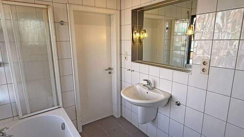 Badezimmer EG - 
