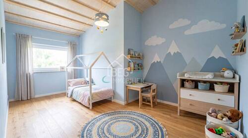 Kinderzimmer 1 mit KI - 