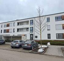 Neuwertige 2 Zimmer Wohnung mit EBK in ruhiger und zentraler Lage von Altenerding!