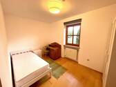 Zimmer 3 - 