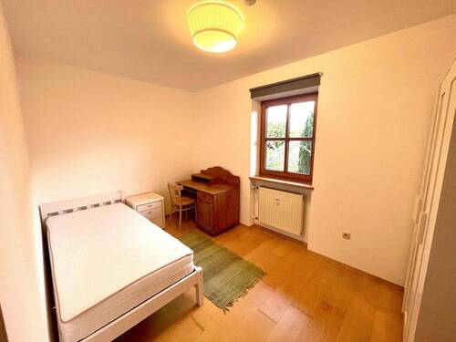 Zimmer 3 - 