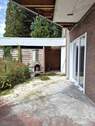 Terrasse mit Geräteschuppen - 