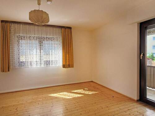 Zimmer mit Balkon OG - 