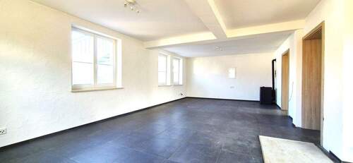 Wohnzimmer.jpg - Doppelhaushälfte in Frankenberg