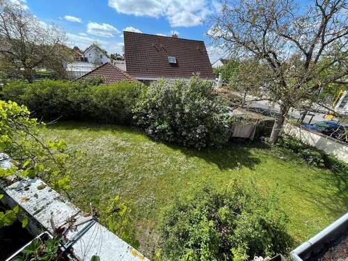 Grundstück - 9 Zimmer Mehrfamilienhaus, Wohnhaus in Langen