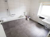 Badezimmer Haupthaus OG - 