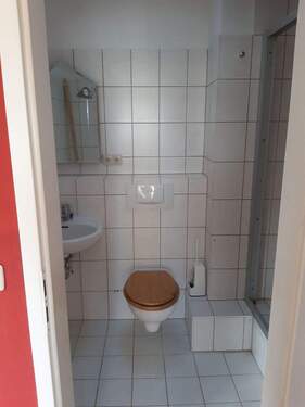 Bad - 1 Zimmer Etagenwohnung in Greifswald