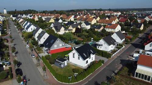 Luftbild mit Wohnumfeld - 4 Zimmer Einfamilienhaus in Leipzig
