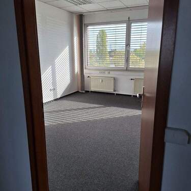 20241011_103626 - 4 Zimmer Büro in Frankfurt am Main