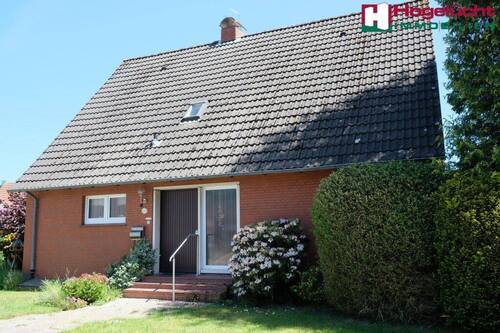 Ansicht I - In zentraler Wohnlage! Ein kurzfristig zu beziehendes Einfamilienhaus mit Garage