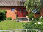 Eingang - Wohlfühlen im Grünen - charmante 3-Zimmer-Erdgeschosswohnung in Borstorf