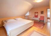 Schlafzimmer oben - 