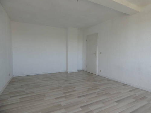 Wohnzimmer - Etagenwohnung mit 48,00 m² in Zwickau-Bahnhofsvorstadt zur Miete