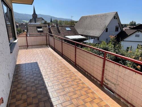 Balkon mit Blick in den Odenwald - 